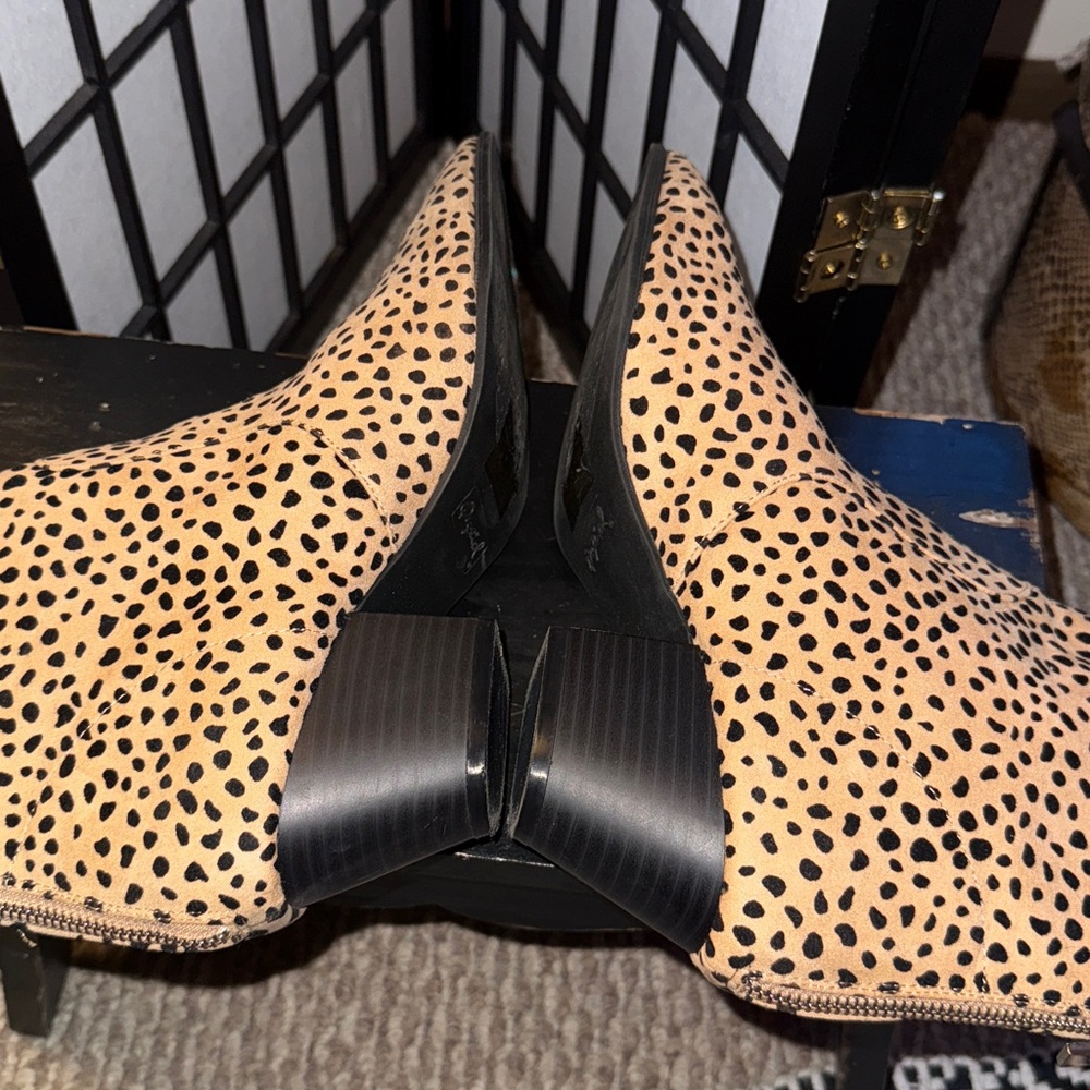 Leopard Print Ankle Boots - Picture 7 of 7